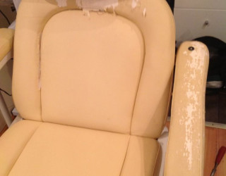 Перетяжка обивки педикюрных кресел