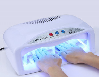 Сколько стоит лампа для ногтей?