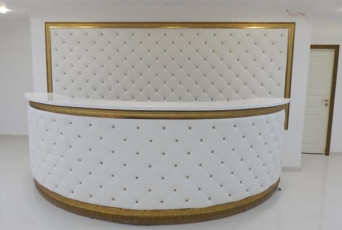 Изготовление стойки-ресепшн от компании &laquo;Все Для Салона&raquo;