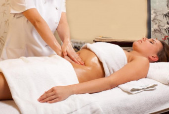 Медовый массаж лица и живота